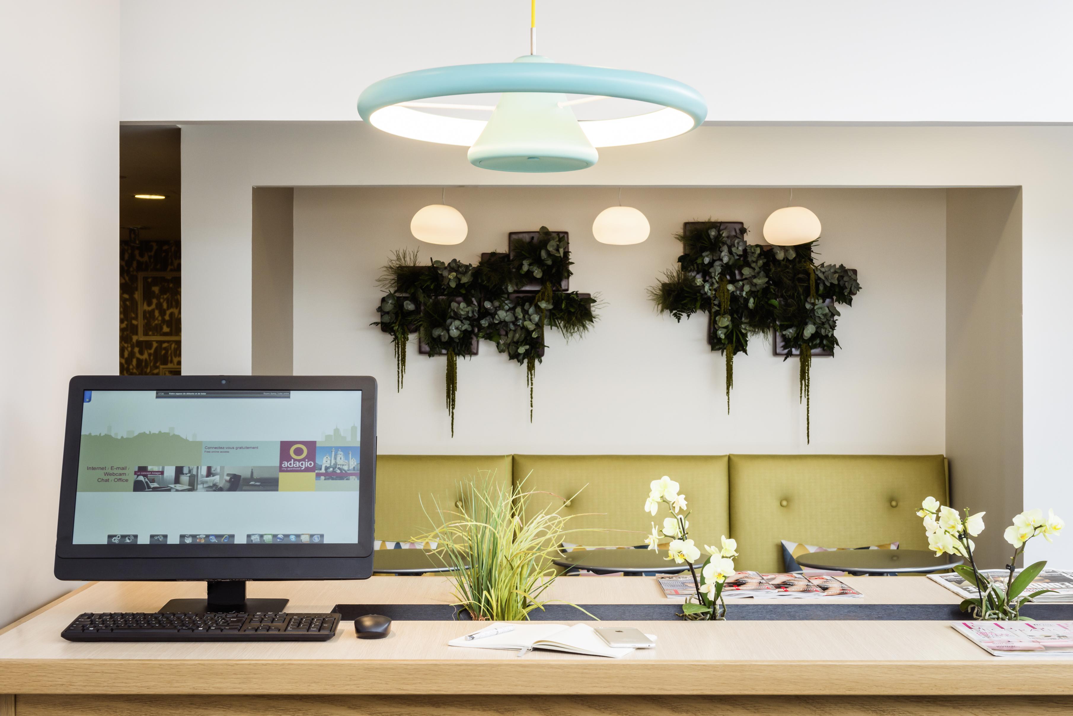 Aparthotel Adagio La Defense Courbevoie Ngoại thất bức ảnh
