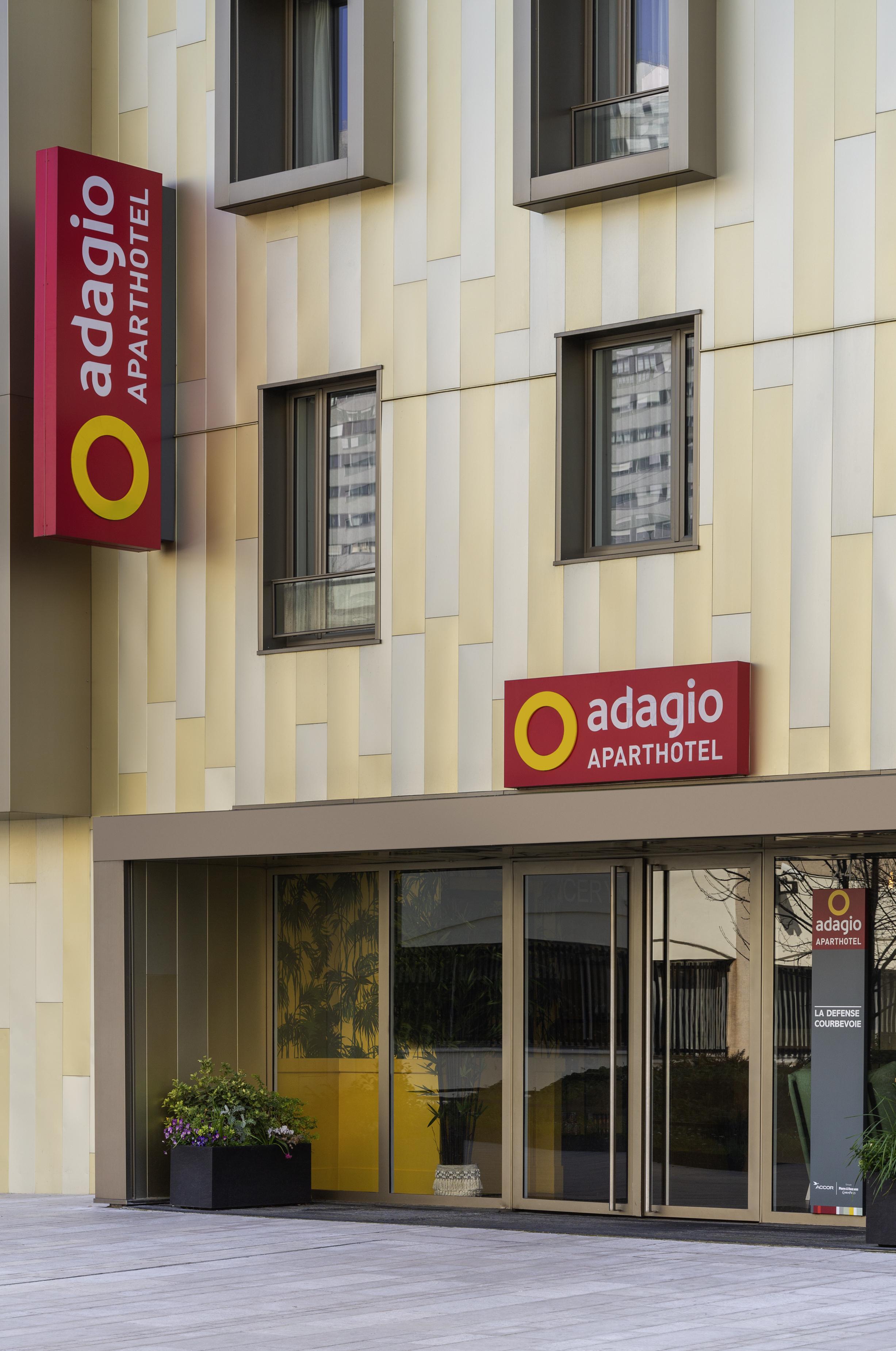 Aparthotel Adagio La Defense Courbevoie Ngoại thất bức ảnh
